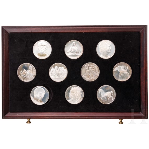 50 silver medals "masterpieces from Leonardo da Vinci" in wooden casket