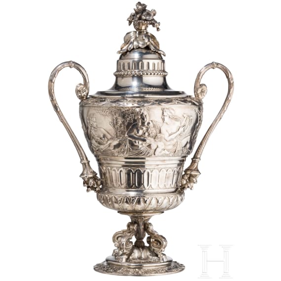 A French silver vase with lid, in the style of J. B. Claude Odiot, Paris, circa 1840/50