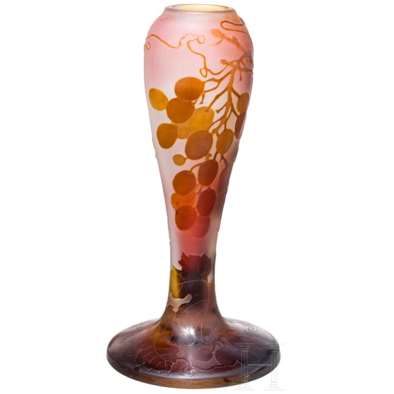 An art nouveau glass vase "Vigne vierge" Nancy, Emile Gall&eacute;, circa 1910