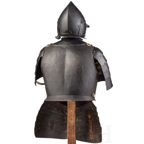 A North Italian pikeman's armour, circa 1600