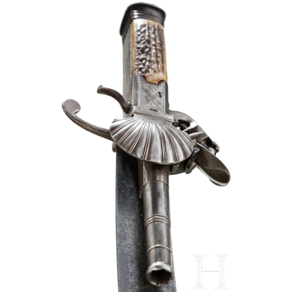 A hunting hanger with integrated flintlock pistol, Birmingham, circa 1800