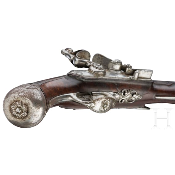 A flintlock pistol by Pietro Fiorenti in Brescia (Italy), circa 1700