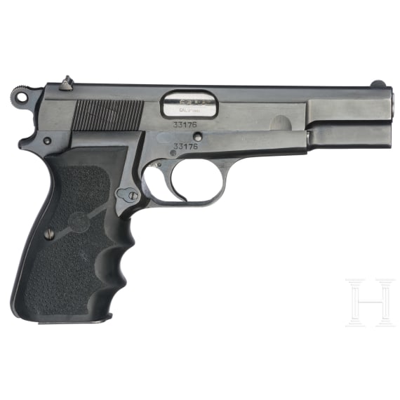 A FN Mod. 35, with holster