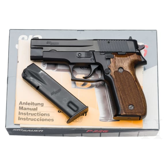 SIG Sauer P 226, in box