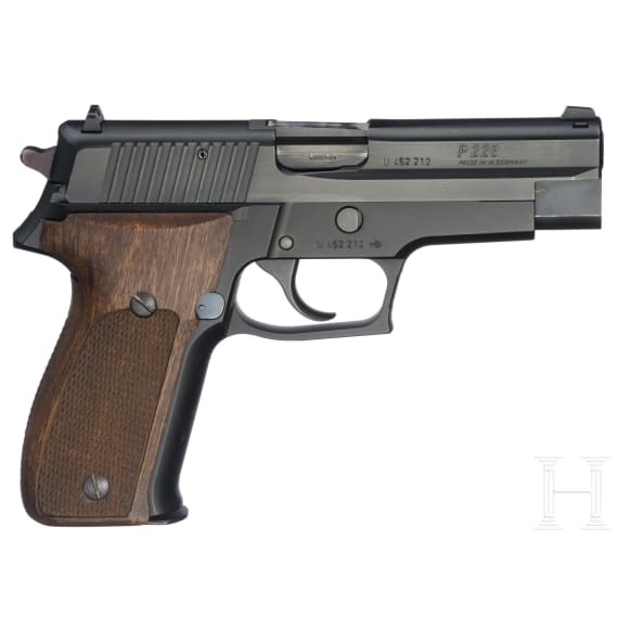 SIG Sauer P 226, in box