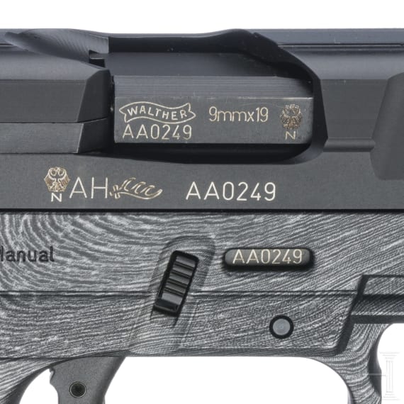A Walther Mod. PPS, in case
