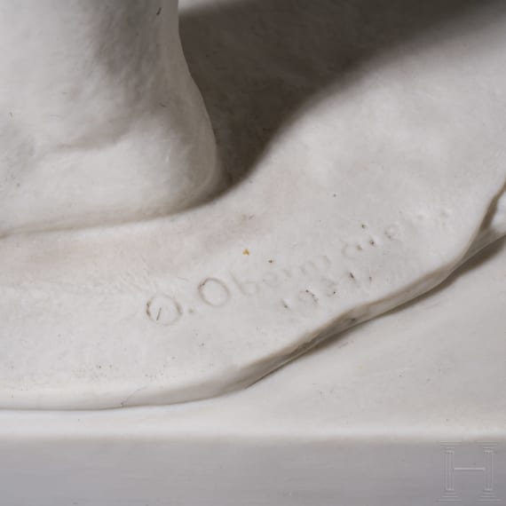 A biscuit porcelain figure of a nude walking woman, Ottmar Obermaier, 1931 (design), Rosenthal, Kunstabteilung Selb, 1944 (finish)
