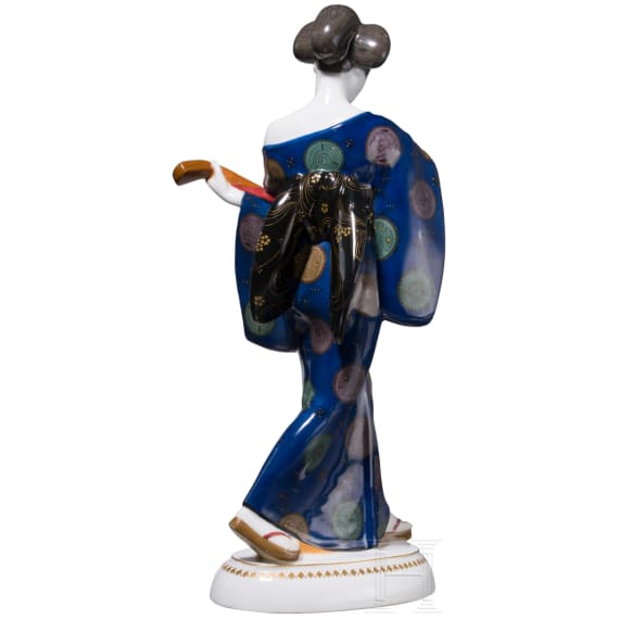 A porcelain figure of a Japanese woman with mandolin from the "Wedding Procession", Adolf Amberg, 1908-10 (design), KPM, 1910