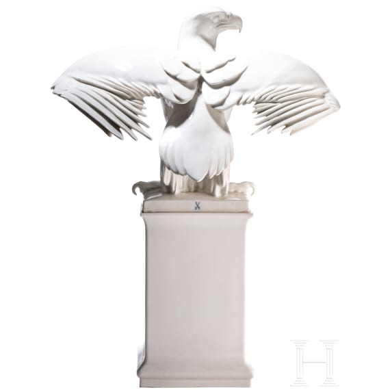 A large and rare porcelain eagle on a base, Max Esser, 1931 (design), Meissen (finish)
