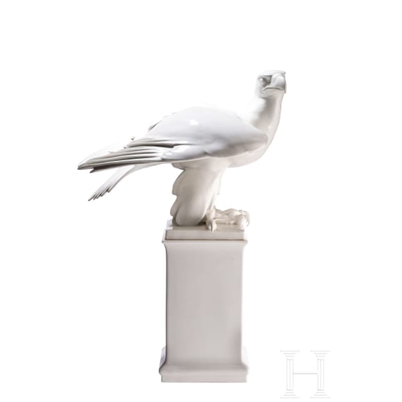 A large and rare porcelain eagle on a base, Max Esser, 1931 (design), Meissen (finish)