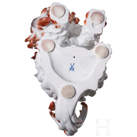A large Bolognese dog, Johann Joachim Kaendler, circa 1760 (design), Meissen, 20th century (finish)