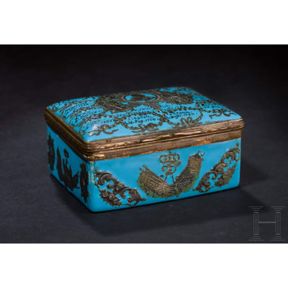 "Sonderauftrag Linz" Adolf Hitler &ndash; A copper-mounted enamel snuffbox with a portrait of Frederick the Great (Old Fritz, King of Prussia in 1772), late 18th century