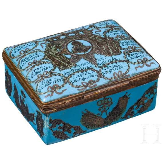 "Sonderauftrag Linz" Adolf Hitler &ndash; A copper-mounted enamel snuffbox with a portrait of Frederick the Great (Old Fritz, King of Prussia in 1772), late 18th century