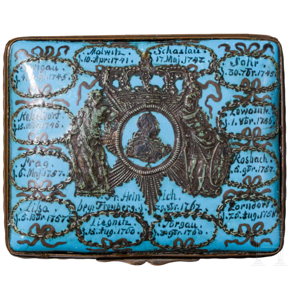 "Sonderauftrag Linz" Adolf Hitler &ndash; A copper-mounted enamel snuffbox with a portrait of Frederick the Great (Old Fritz, King of Prussia in 1772), late 18th century