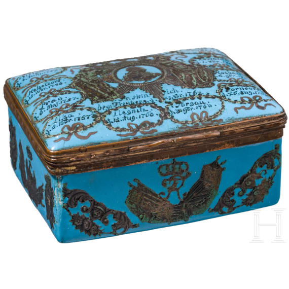 "Sonderauftrag Linz" Adolf Hitler &ndash; A copper-mounted enamel snuffbox with a portrait of Frederick the Great (Old Fritz, King of Prussia in 1772), late 18th century
