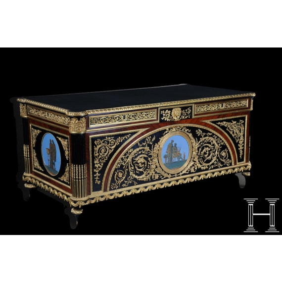 An impressive French Louis XVI-style office desk, 2nd half of the 20th century