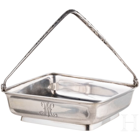 A Russian silver bowl with handle, St. Petersburg, Gratchev, late 19th century