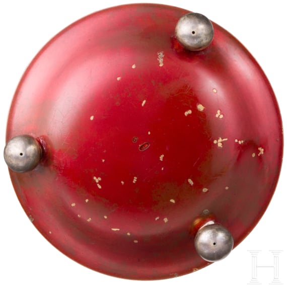 A Russian silver and red lacquer sugar bowl and spoon, St. Petersburg, 1908-17