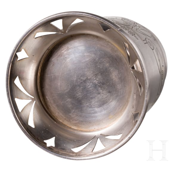 A small Russian art nouveau silver vase, Moscow, Andrei Ivanov, 1908-17