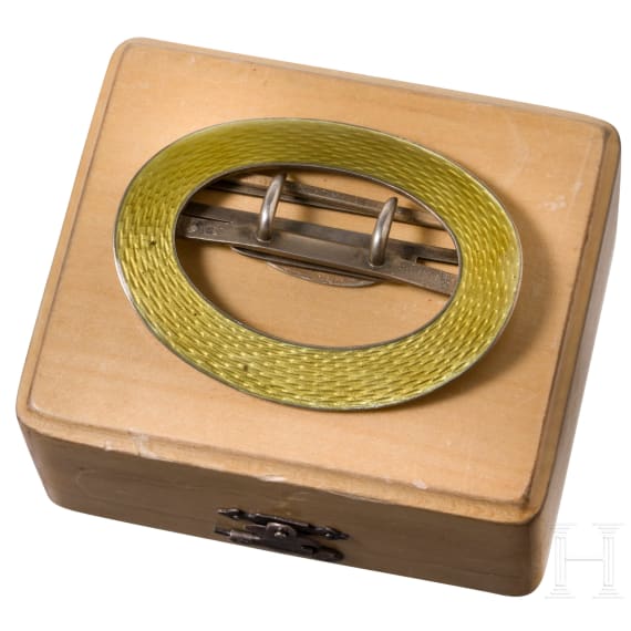 A Russian silver and guilloche enamel buckle belt, in the manner of Faberg&eacute;, 20th century