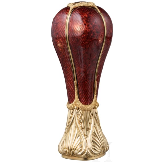 An exquisite gift seal with enamel d&eacute;cor and 18ct gold-mounting, probably Russian, 1880s