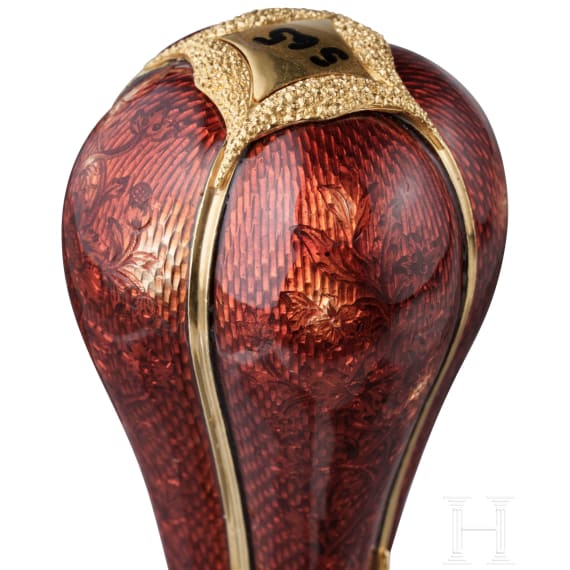 An exquisite gift seal with enamel d&eacute;cor and 18ct gold-mounting, probably Russian, 1880s