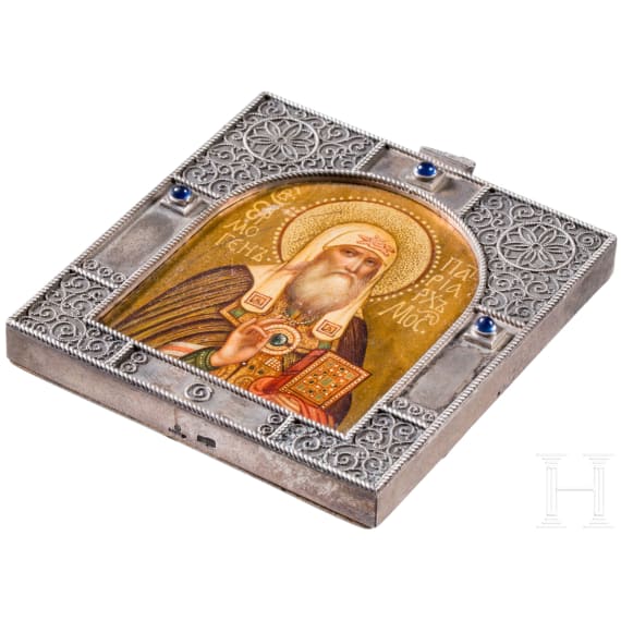 A Russian silver icon pendant showing Saint Patriarch Germogan (Hermogenus), Moscow, Karl Faberg&eacute;, 1908 - 1917