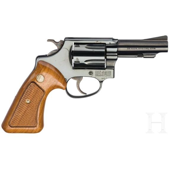 A Smith & Wesson Mod. 36 Chiefs Special
