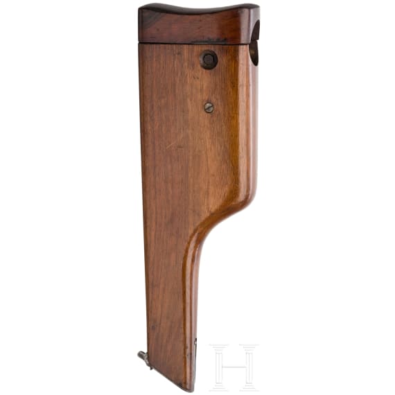 An Astra Azul MM 31, with shoulder stock