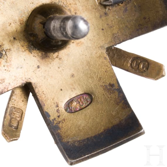 Rotes-Kreuz-Abzeichen f&uuml;r den Dienst im Kaukasus 1864, Russland, um 1910