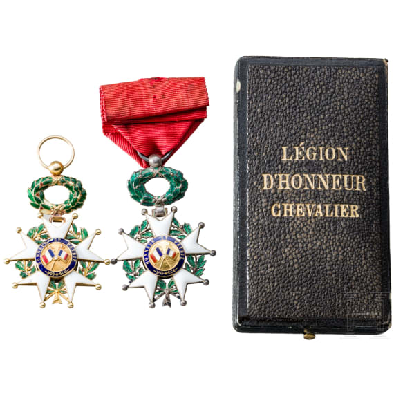 Zwei Ritterkreuze des Ordens der Ehrenlegion, 3. Republik, 1870 - 1946