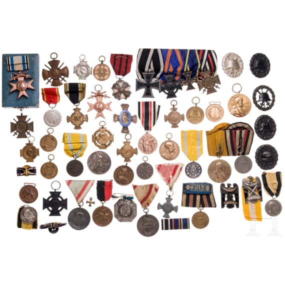 Kleine Sammlung von ca. 50 kaiserlichen Auszeichnungen