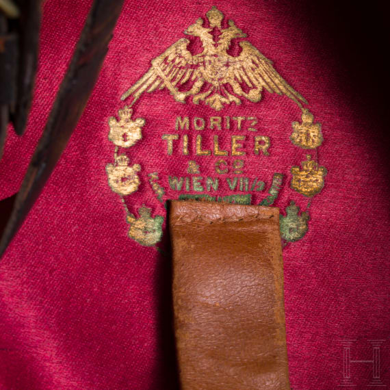 Tschako f&uuml;r einen Subaltern-Offizier der k&ouml;niglich-ungarischen Honv&eacute;d-Husaren, um 1910