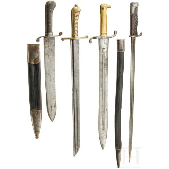 Sammlung von zw&ouml;lf Seitengewehren, 18. - 20. Jhdt.
