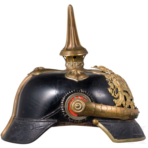 Oberleutnant Otto Zentgraf vom Train-Depot des III. AK - Helm M 1886 f&uuml;r Offiziere mit Paradebusch