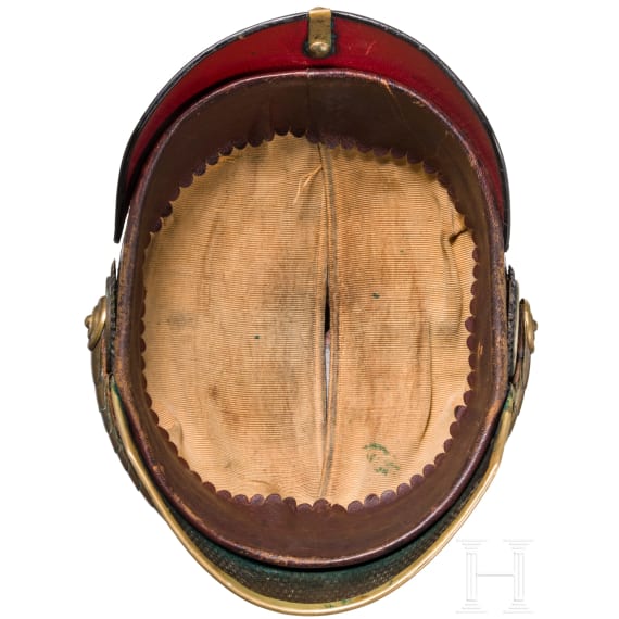 Oberleutnant Otto Zentgraf vom Train-Depot des III. AK - Helm M 1886 f&uuml;r Offiziere mit Paradebusch