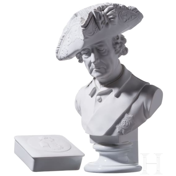 Friedrich der Gro&szlig;e - Porzellanb&uuml;ste, -dose und -plakette der KPM, 20. Jhdt.