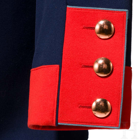 Waffenrock f&uuml;r einen Hauptmann im Infanterie-Regiment "Alt-W&uuml;rttemberg" (3. W&uuml;rttembergisches) Nr. 121