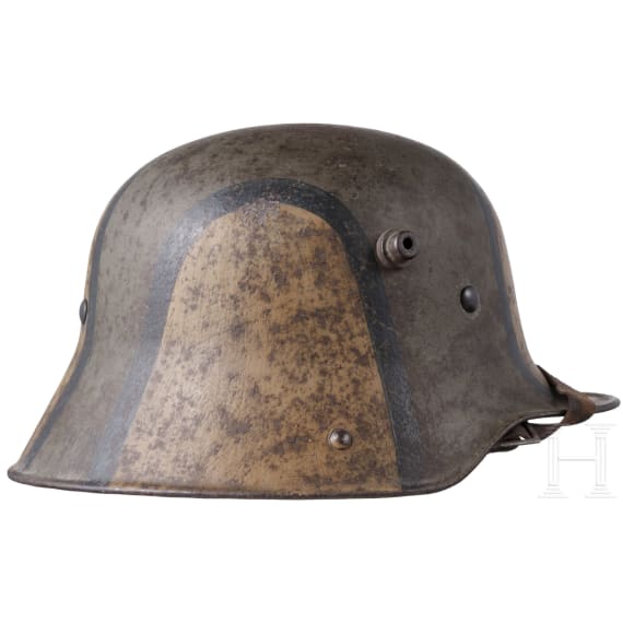 Stahlhelm M 16 mit Tarnanstrich