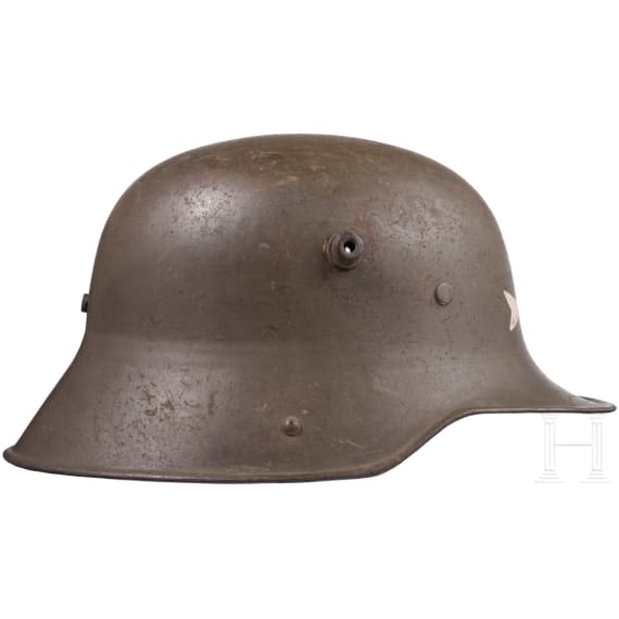 Stahlhelm M 16 mit Freikorpszeichen