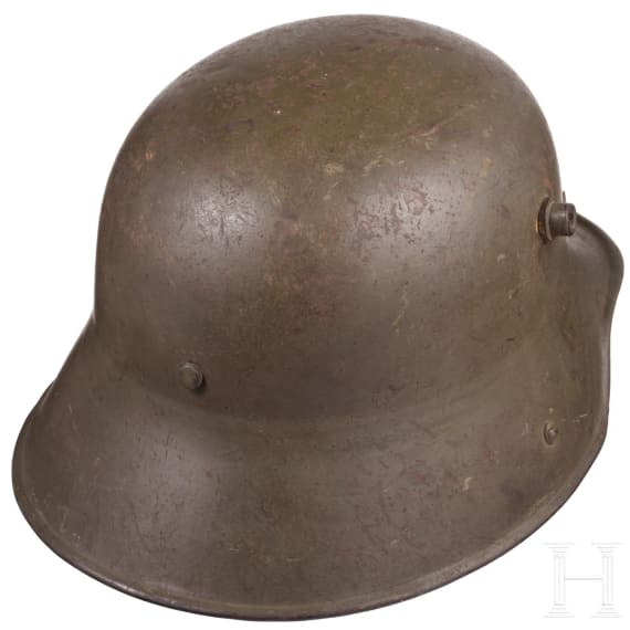 Stahlhelm M 16 mit Freikorpszeichen