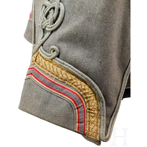 Feldgraue Attila f&uuml;r Unteroffiziere im Leib-Garde-Husaren-Regiment