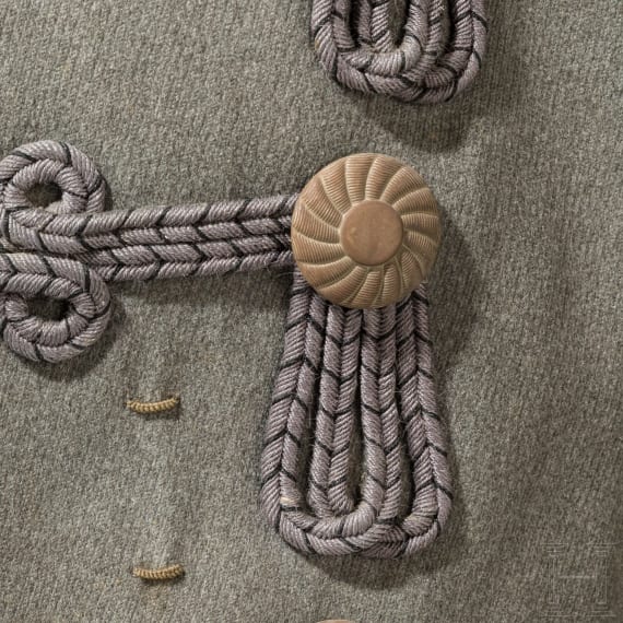 Feldgraue Attila f&uuml;r einen Leutnant im Husaren-Regiment "K&ouml;nig Wilhelm I." (1. Rheinisches) Nr. 7, datiert 1915