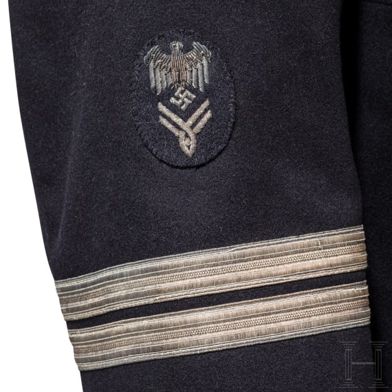 Rock der "Gro&szlig;en Uniform" eines Beamten im Range eines Oberleutnants