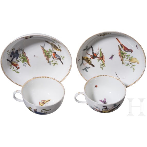 Two porcelain cups with saucers with birds and insects, Meissen, circa 1770/80