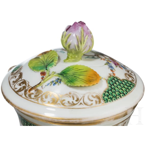 A three-piece porcelain coffee set, Meissen, circa 1810