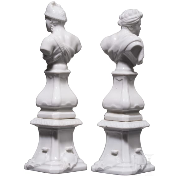 A pair of small KPM busts of an African couple, around 1780/1800