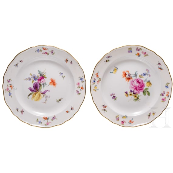 Six small porcelain plates with flowers and insects, Meissen, circa 1860/60