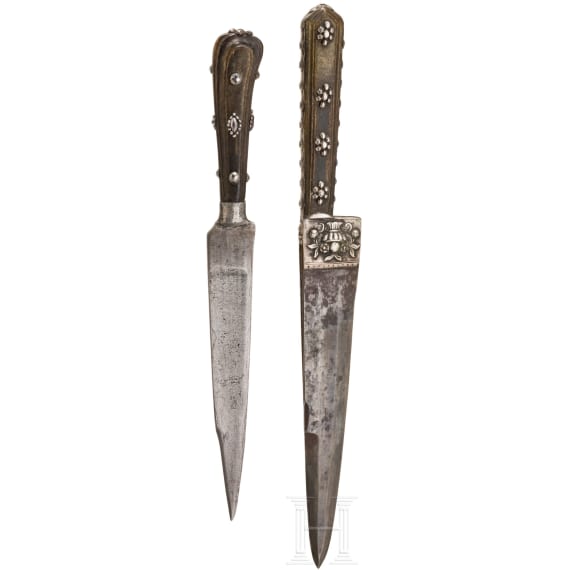 Zwei Dolche mit Steinbockhorngriffen, Italien, um 1800