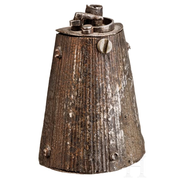 Eiserne Z&uuml;ndkrautflasche, Brescia, um 1600